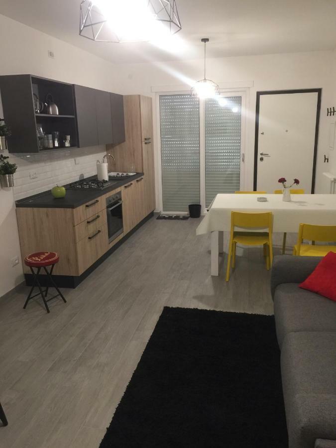 Apartament Sosta Rock Casal Palocco Zewnętrze zdjęcie