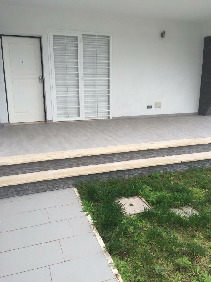 Apartament Sosta Rock Casal Palocco Zewnętrze zdjęcie